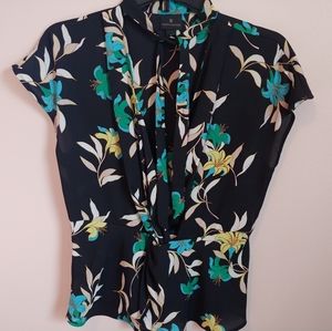 Silky short sleeved blouse.